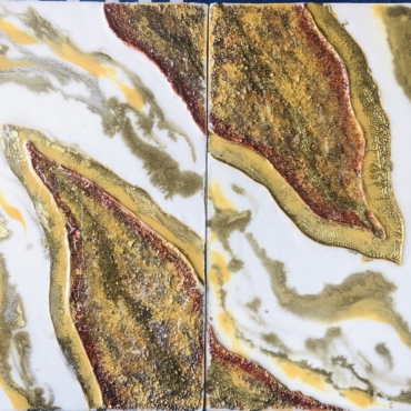 Abstract Resin Art – Gold and White